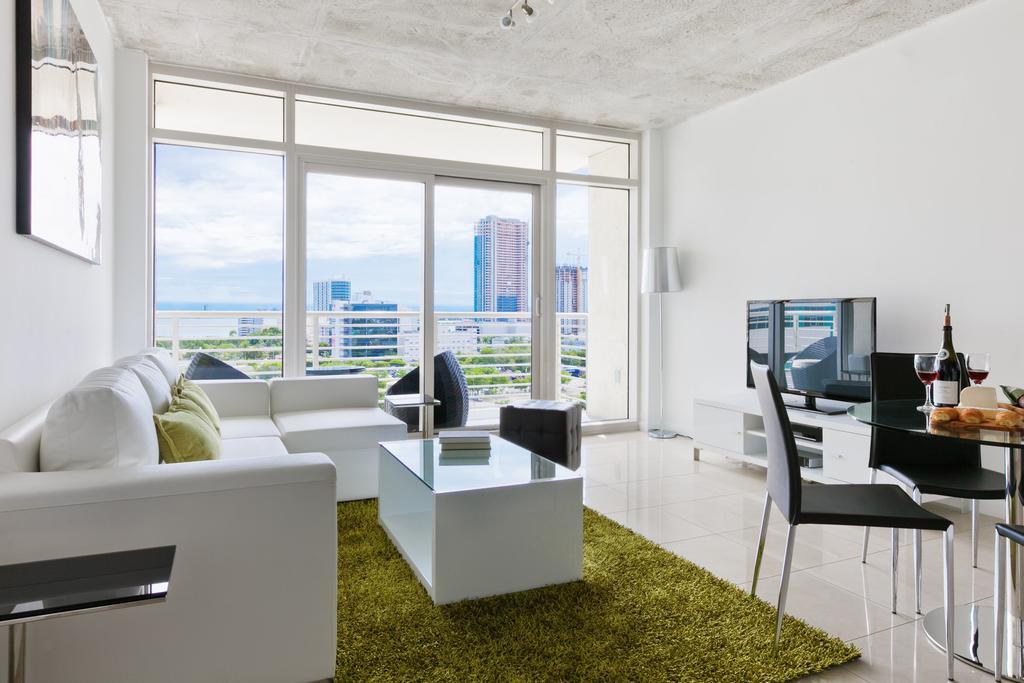 Sky City Apartments At Midtown Miami Rum bild